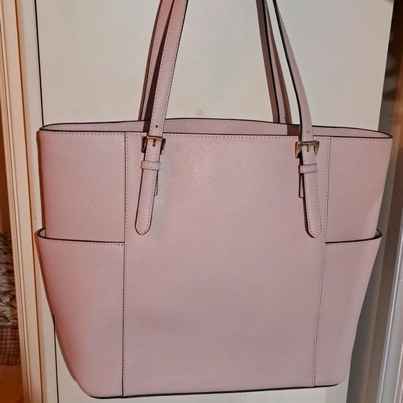 🎆 SALE NEW Michael Kors Pink Jet Set Shoulder Bag w Gold Hardware EC - Picture 10 of 16